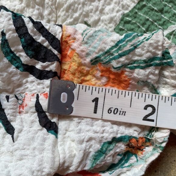 Urban Outfitters Lightweight Floral Romper w/Ties on Shoulders (Size: XS) - Picture 13 of 16